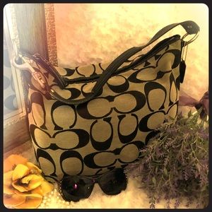 NWOT Coach shoulder bag